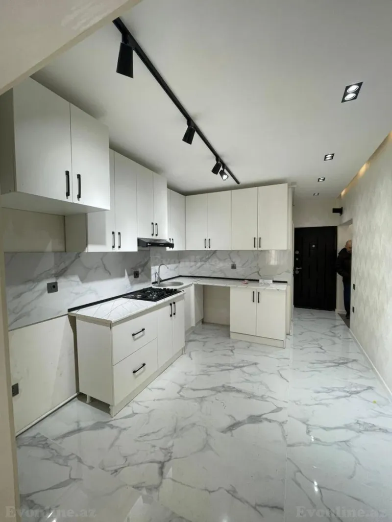 Satılır 2 otaqlı Mənzil Köhnə tikili 68 m² 8-ci mikrorayon - şəkil 8