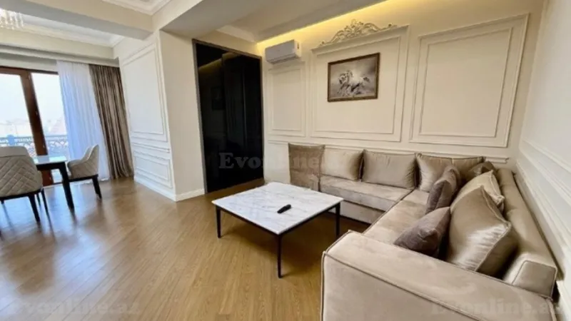 Satılır 4 otaqlı Mənzil Yeni tikili 202 m² Gənclik m. - şəkil 9