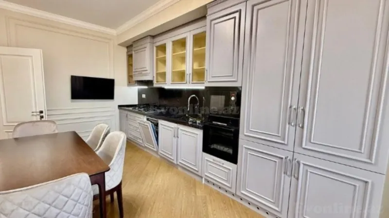 Satılır 4 otaqlı Mənzil Yeni tikili 202 m² Gənclik m. - şəkil 11