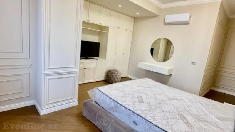 Satılır 4 otaqlı Mənzil Yeni tikili 202 m² Gənclik m. - şəkil 12