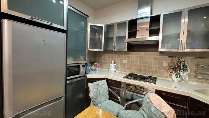 Kirayə verilir 2 otaqlı Mənzil Yeni tikili 60 m² Xətai m. - şəkil 4