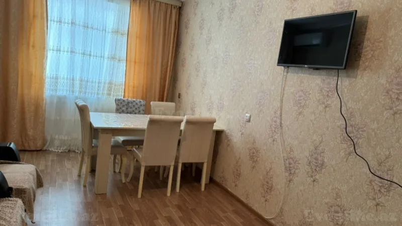 Kirayə verilir 3 otaqlı Mənzil Köhnə tikili 90 m² Həzi Aslanov m. - şəkil 2