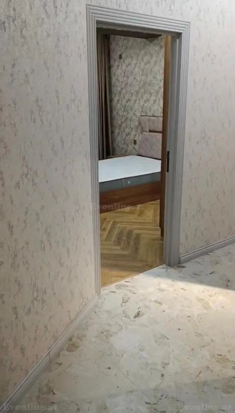 Satılır 2 otaqlı Mənzil Yeni tikili 71 m² Neftçilər m. - şəkil 2