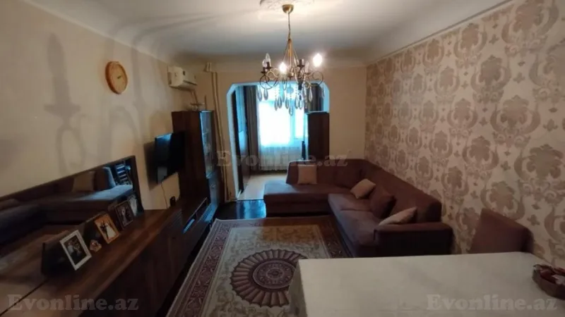 Satılır 3 otaqlı Mənzil Köhnə tikili 75 m² Qara Qarayev m. - şəkil 2