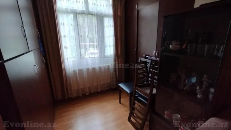 Satılır 3 otaqlı Mənzil Köhnə tikili 75 m² Qara Qarayev m. - şəkil 13
