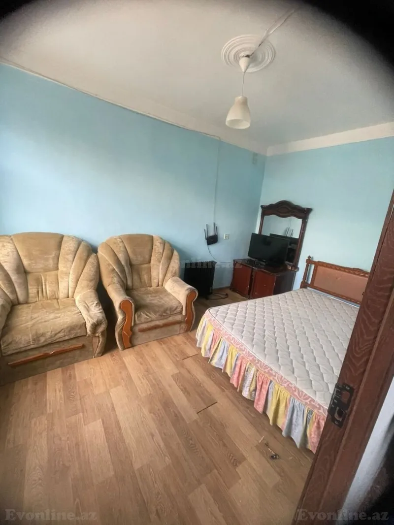 Kirayə verilir 2 otaqlı Mənzil Köhnə tikili 24 m² Binəqədi r. - şəkil 2