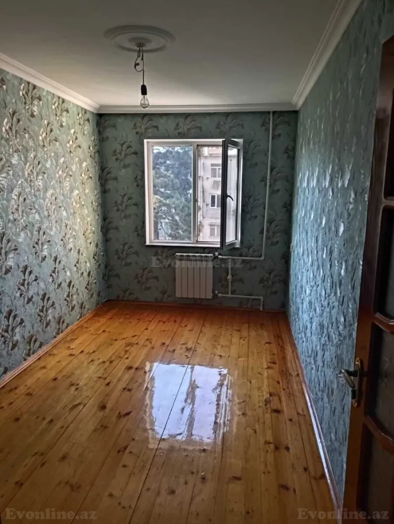 Satılır 4 otaqlı Mənzil Köhnə tikili 100 m² Neftçilər m. - şəkil 6