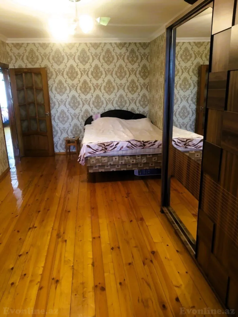 Satılır 4 otaqlı Mənzil Köhnə tikili 100 m² Neftçilər m. - şəkil 8