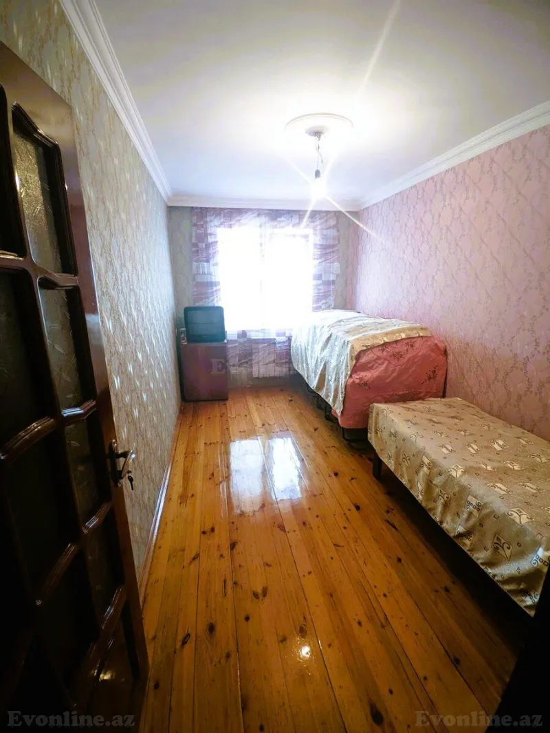 Satılır 4 otaqlı Mənzil Köhnə tikili 100 m² Neftçilər m. - şəkil 11