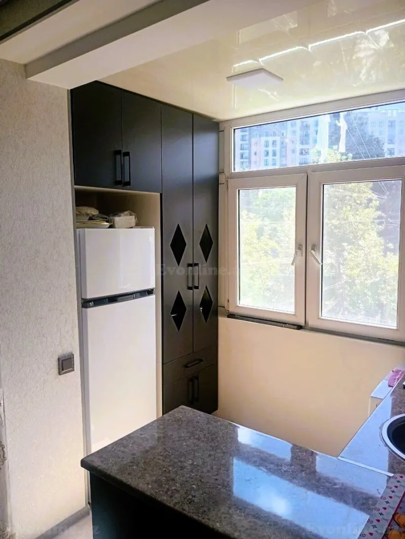 Satılır 2 otaqlı Mənzil Köhnə tikili 45 m² Qara Qarayev m. - şəkil 5