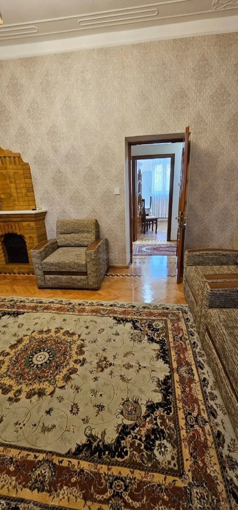 Kirayə verilir 3 otaqlı Mənzil Köhnə tikili 90 m² Nərimanov r. - şəkil 3