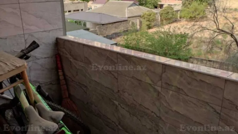 Satılır 4 otaqlı Mənzil Köhnə tikili 110 m² Yeni Yasamal - şəkil 10