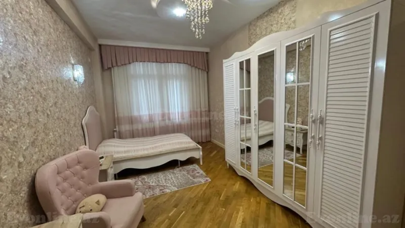 Satılır 4 otaqlı Mənzil Yeni tikili 200 m² 28 May m. - şəkil 7