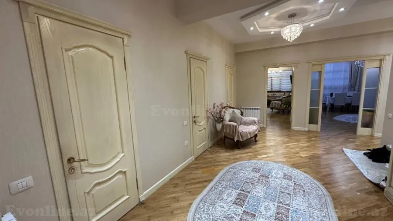 Satılır 4 otaqlı Mənzil Yeni tikili 200 m² 28 May m. - şəkil 20