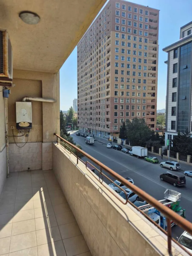 Satılır 4 otaqlı Mənzil Yeni tikili 180 m² Binəqədi r. - şəkil 15