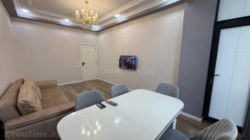 Kirayə verilir 2 otaqlı Mənzil Yeni tikili 70 m² Səbail r. - şəkil 3