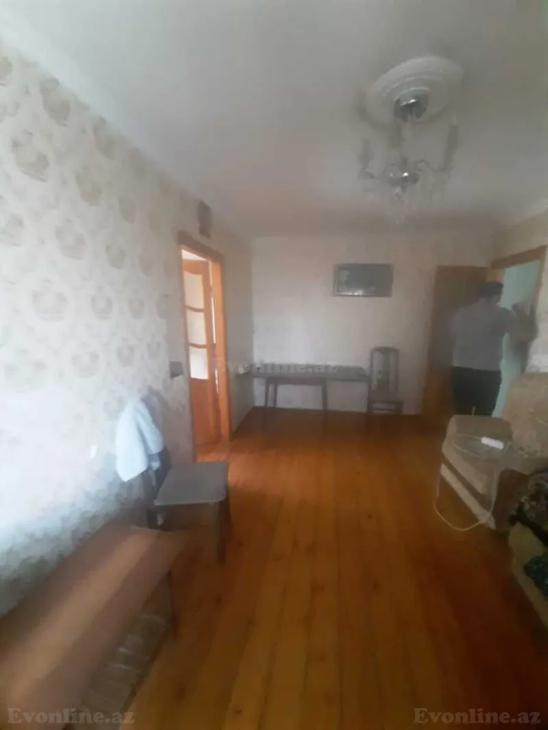 Satılır 2 otaqlı Mənzil Köhnə tikili 65 m² 8-ci kilometr