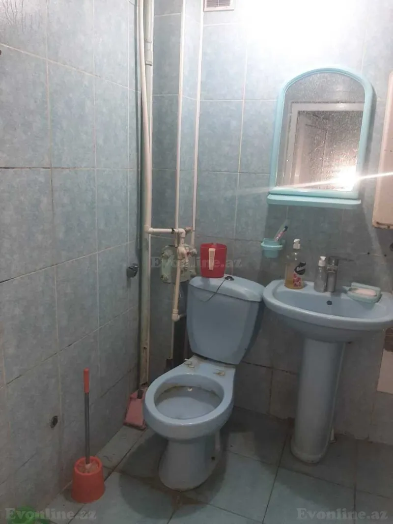 Satılır 2 otaqlı Mənzil Köhnə tikili 65 m² 8-ci kilometr - şəkil 5