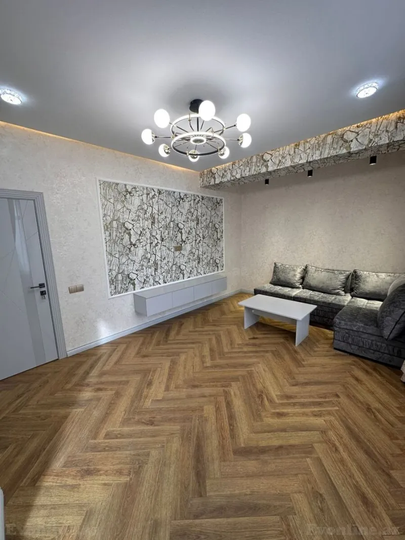 Satılır 2 otaqlı Mənzil Yeni tikili 71 m² Neftçilər m. - şəkil 2