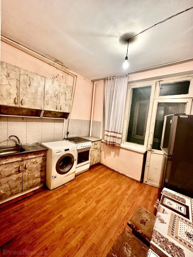 Satılır 2 otaqlı Mənzil Köhnə tikili 58 m² Qara Qarayev m. - şəkil 2