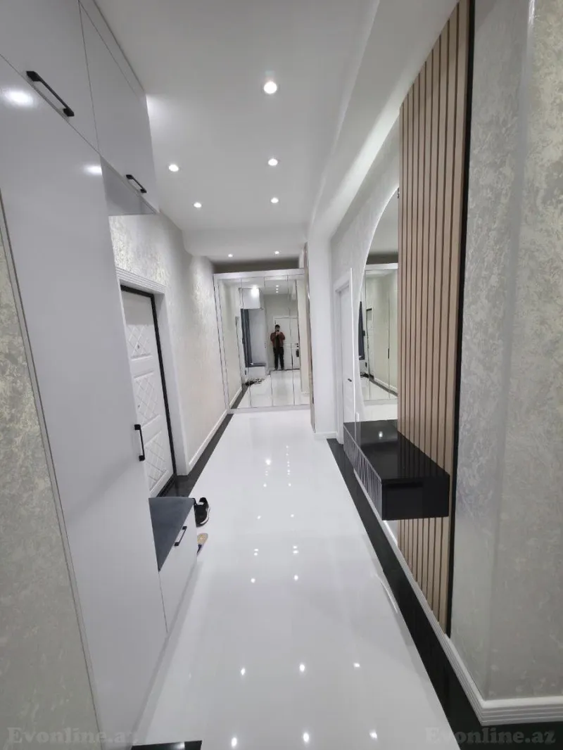 Satılır 2 otaqlı Mənzil Yeni tikili 86 m² Qara Qarayev m.