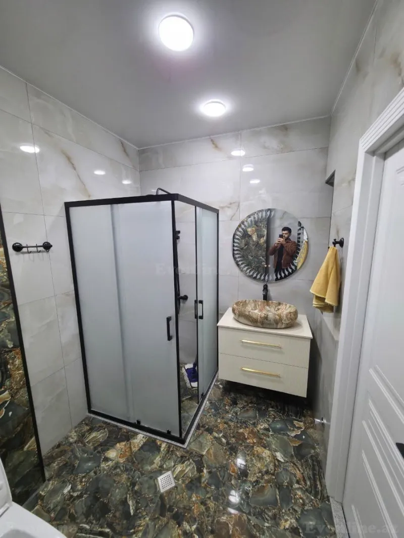 Satılır 2 otaqlı Mənzil Yeni tikili 86 m² Qara Qarayev m. - şəkil 11