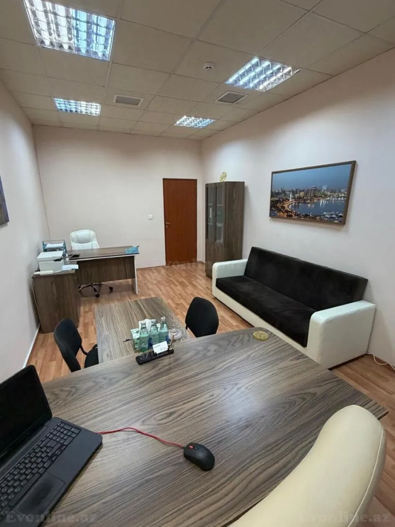 Kirayə verilir Ofis 22 m² 28 May m. - şəkil 4