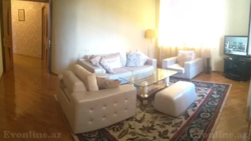 Kirayə verilir 3 otaqlı Mənzil Yeni tikili 115 m² İçərişəhər m.