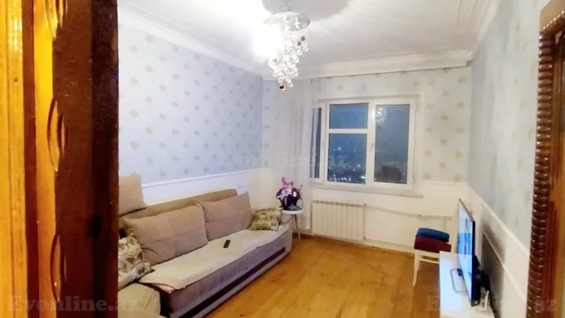 Satılır 3 otaqlı Mənzil Köhnə tikili 100 m² Köhnə Günəşli