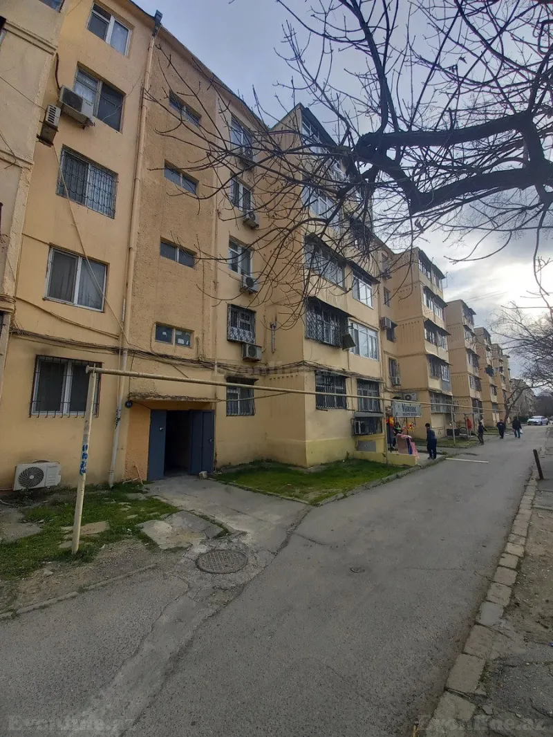 Kirayə verilir 2 otaqlı Mənzil Köhnə tikili 52 m² 8-ci kilometr