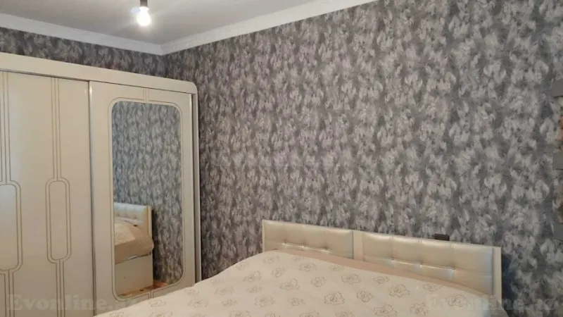 Satılır 4 otaqlı Mənzil Köhnə tikili 110 m² Xırdalan - şəkil 3