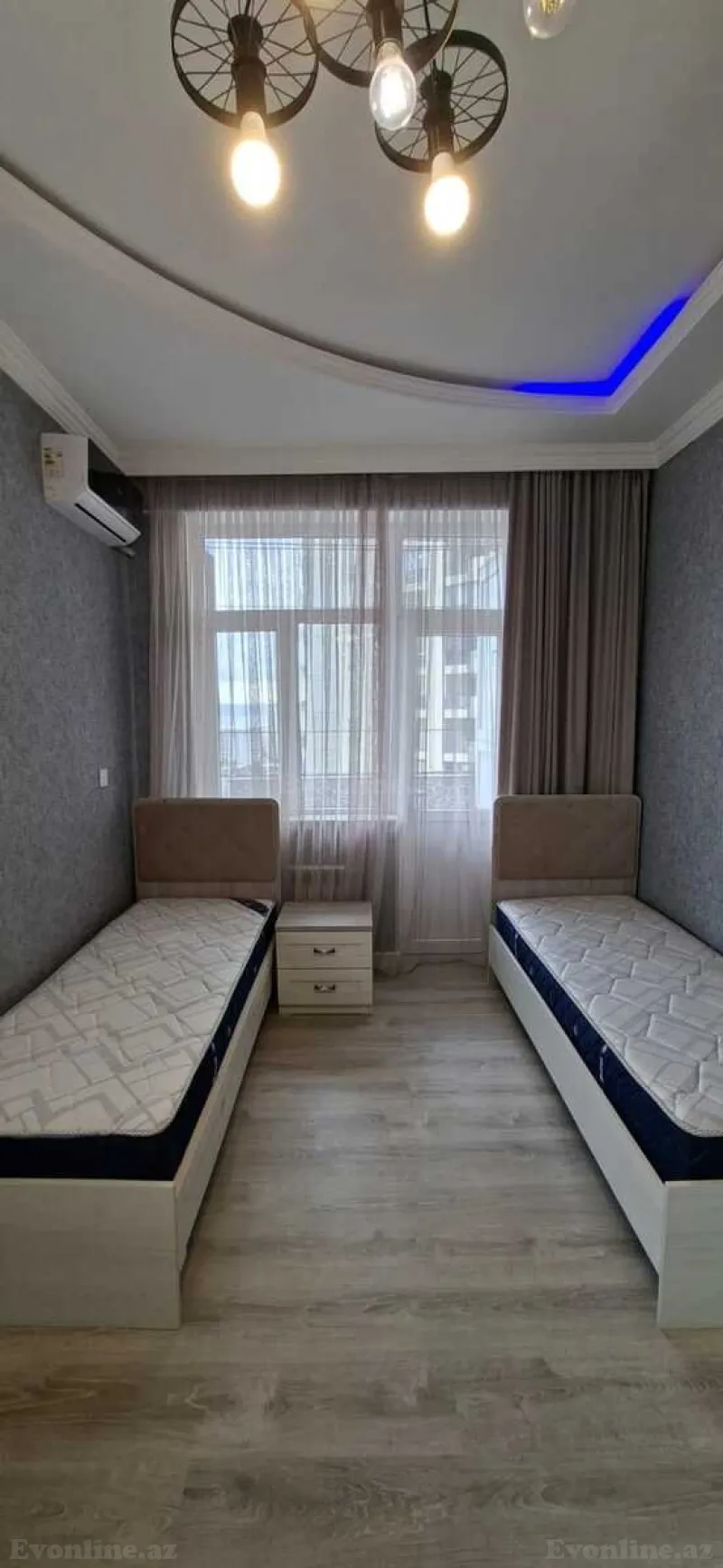 Kirayə verilir 3 otaqlı Mənzil Yeni tikili 100 m² Həzi Aslanov m.