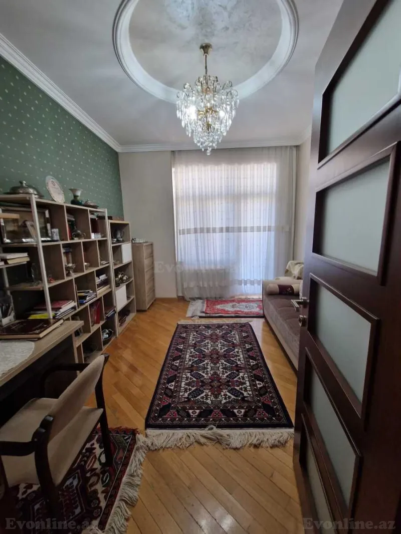 Satılır 4 otaqlı Mənzil Yeni tikili 160 m² Nərimanov r. - şəkil 10