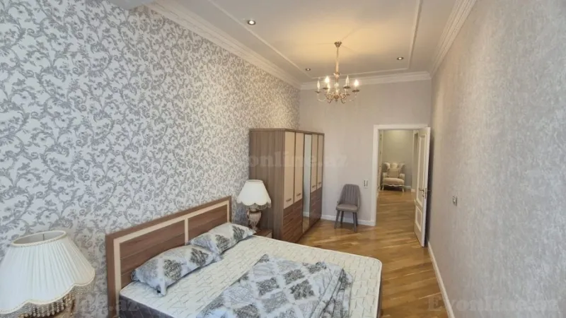 Satılır 2 otaqlı Mənzil Yeni tikili 110 m² Nəsimi r. - şəkil 10