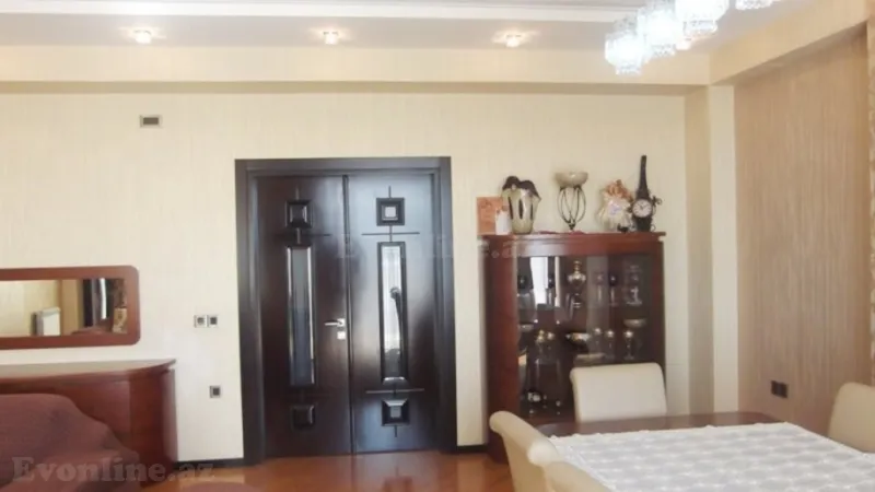 Satılır 5 otaqlı Mənzil Yeni tikili 260 m² Nəsimi r. - şəkil 12