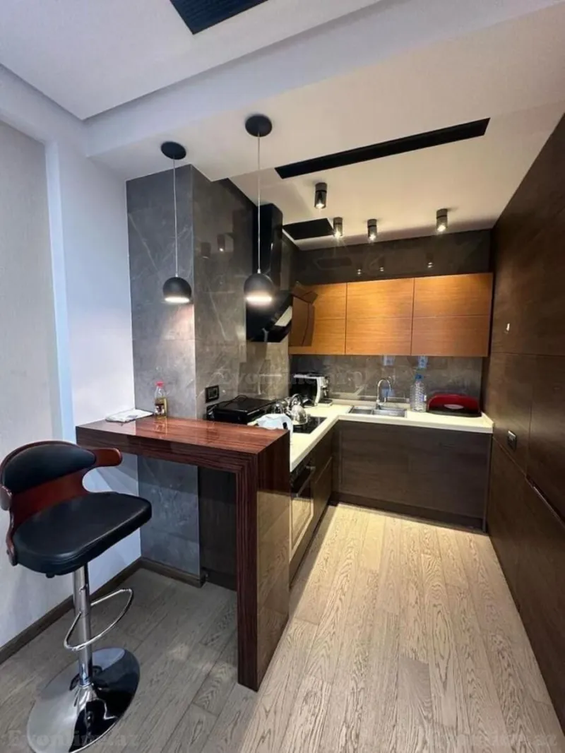 Satılır 2 otaqlı Mənzil Yeni tikili 70 m² Yasamal - şəkil 4