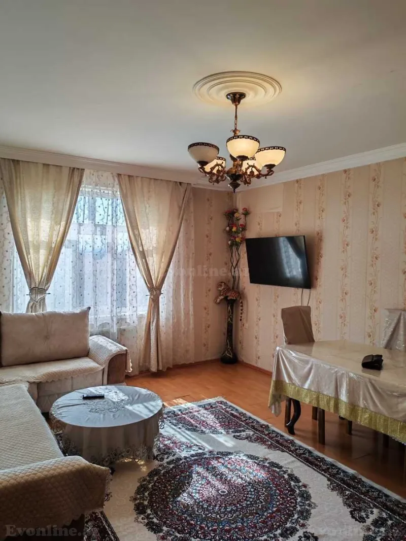 Satılır 2 otaqlı Mənzil Köhnə tikili 74 m² Sumqayıt
