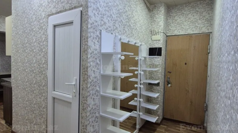 Kirayə verilir 1 otaqlı Mənzil Köhnə tikili 44 m² Suraxanı r. - şəkil 2