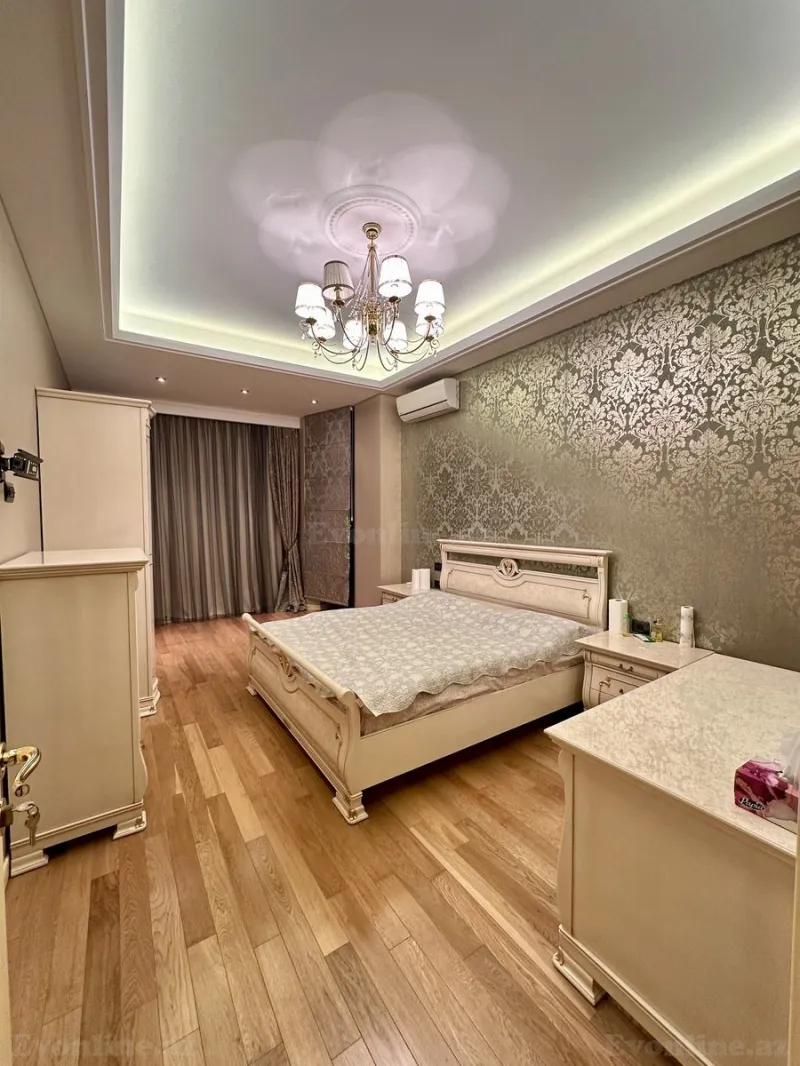Kirayə verilir 5 otaqlı Mənzil Yeni tikili 216 m² 28 May m. - şəkil 18