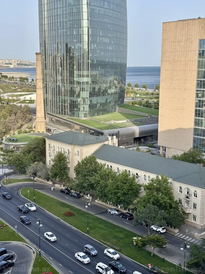 Kirayə verilir 5 otaqlı Mənzil Yeni tikili 216 m² 28 May m. - şəkil 28