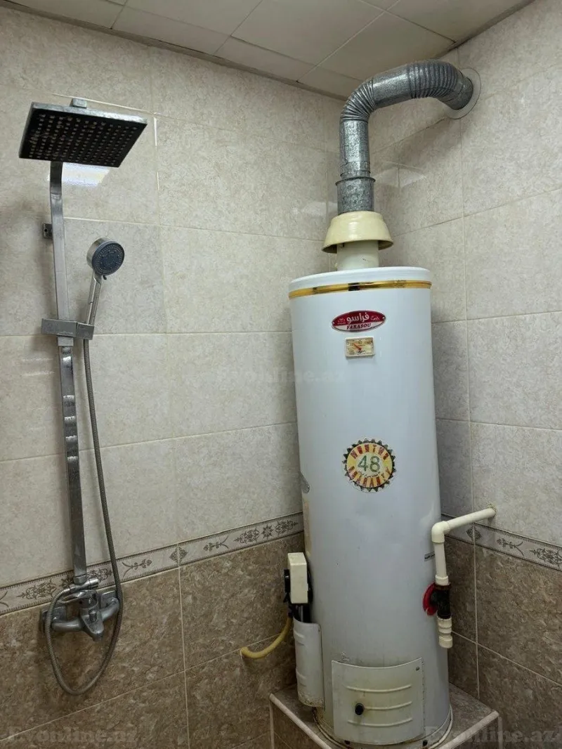 Satılır 4 otaqlı Mənzil Köhnə tikili 95 m² Gəncə - şəkil 17