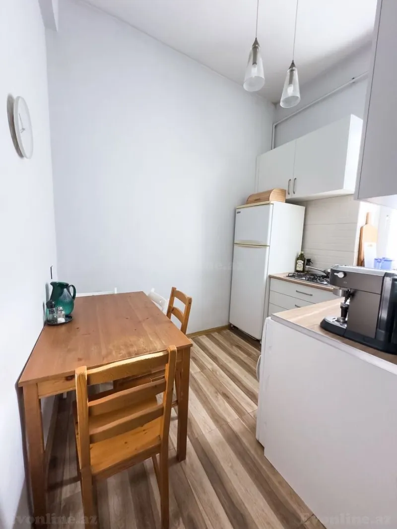 Satılır 2 otaqlı Mənzil Köhnə tikili 60 m² Bayıl - şəkil 11