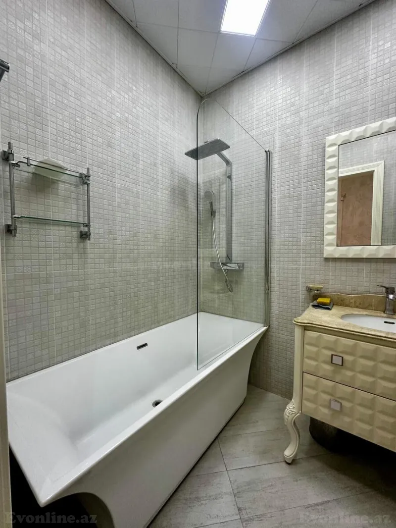 Satılır 3 otaqlı Mənzil Yeni tikili 166 m² Nizami m. - şəkil 23