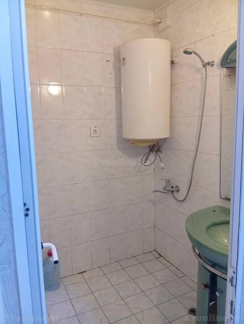 Satılır 2 otaqlı Mənzil Köhnə tikili 45 m² 4-cü mikrorayon - şəkil 11