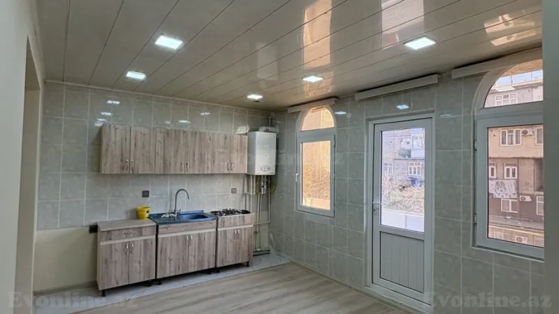 Satılır 2 otaqlı Mənzil Köhnə tikili 45 m² Nəriman Nərimanov m. - şəkil 3