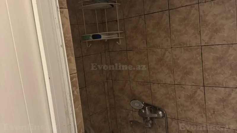 Kirayə verilir 3 otaqlı Mənzil Köhnə tikili 50 m² Kubinka - şəkil 3