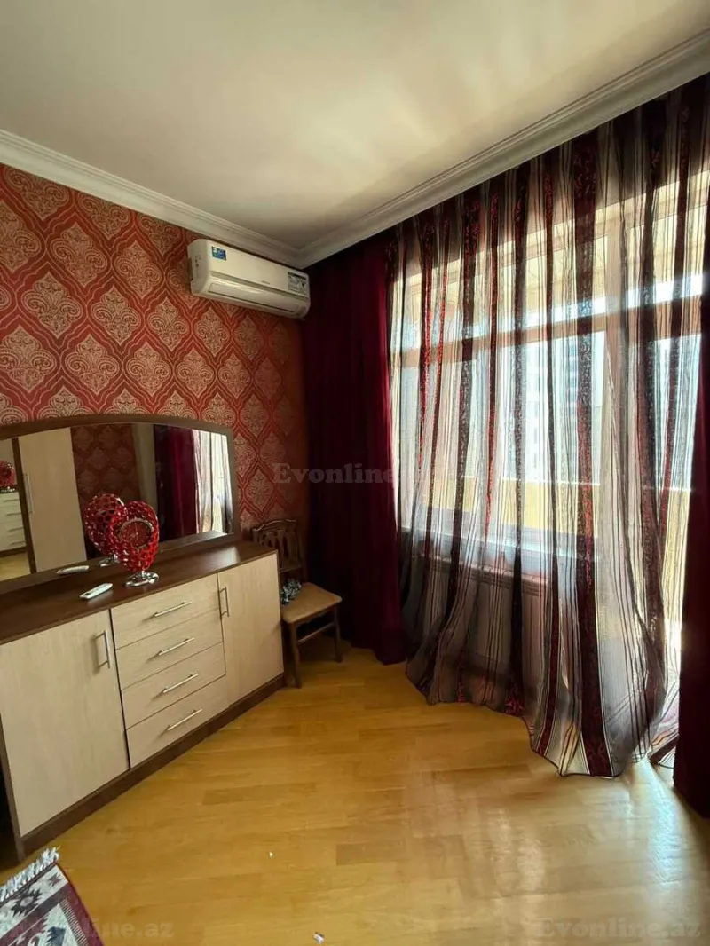 Kirayə verilir 4 otaqlı Mənzil Yeni tikili 210 m² Nəsimi r. - şəkil 13