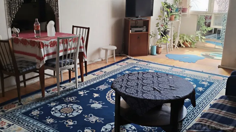 Bakı, Nəsimi r., Memar Əcəmi m., 2-ci mikrorayonda 2 otaqlı mənzil kirayə verilir