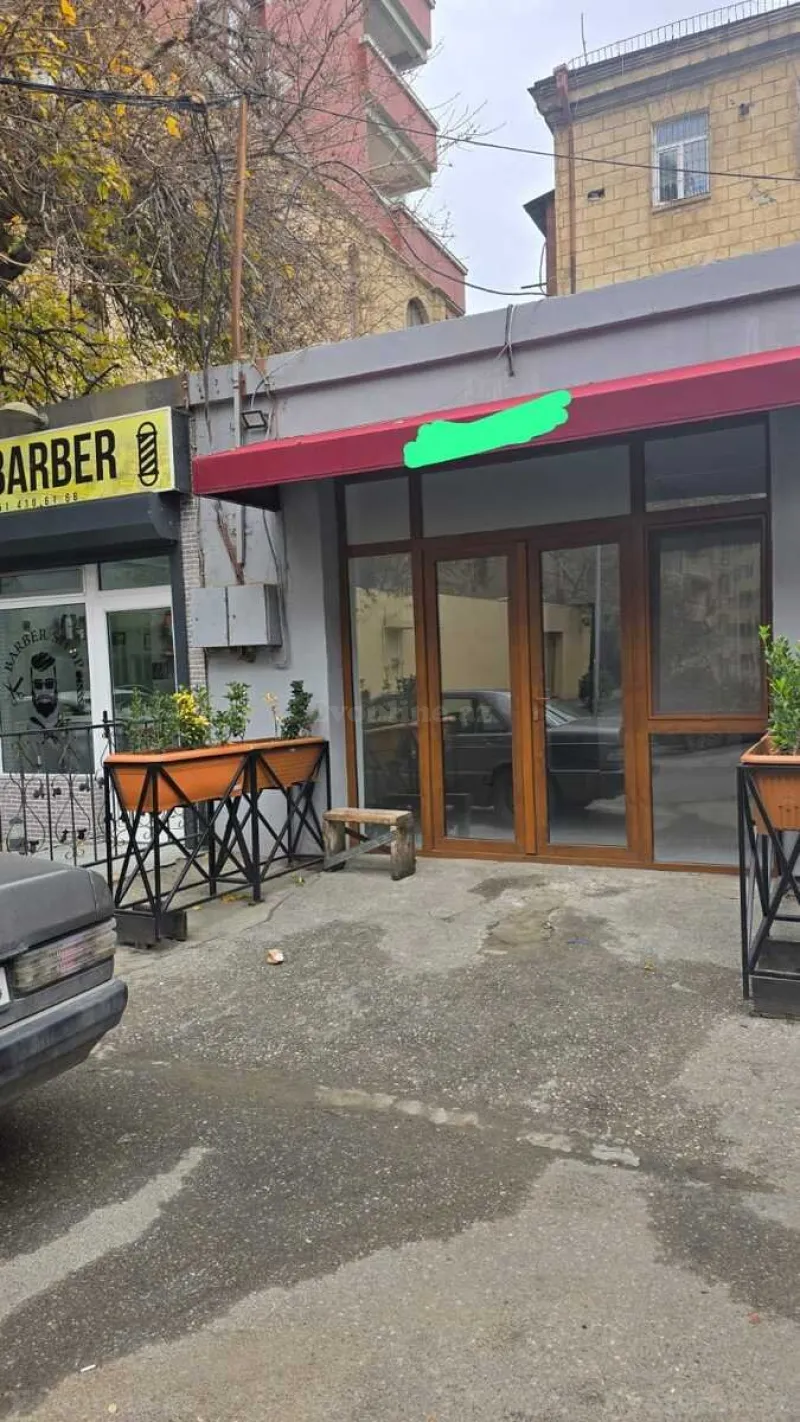 Kirayə verilir Obyekt 40 m² Gənclik m.