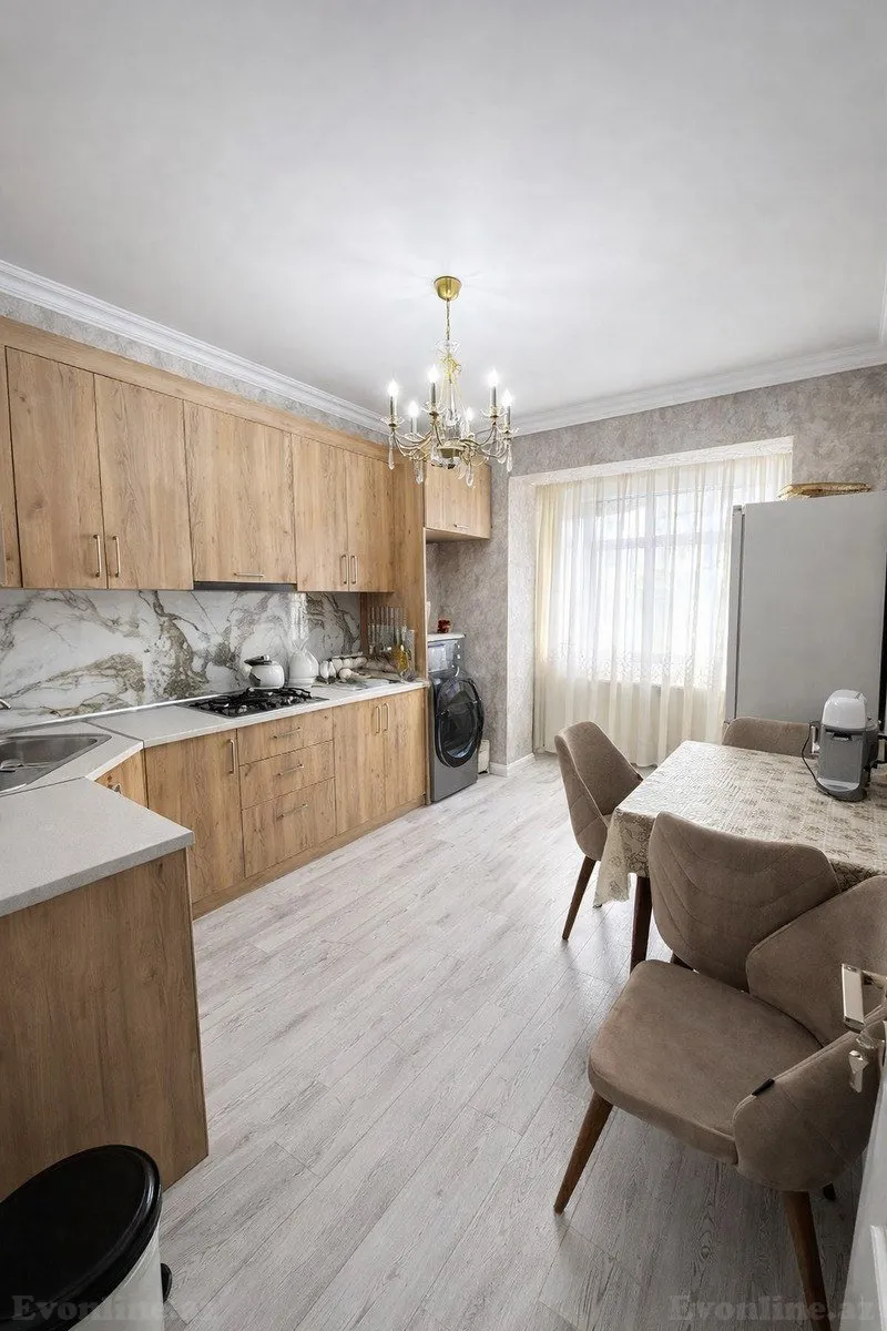 Satılır 2 otaqlı Mənzil Köhnə tikili 60 m² Əhmədli m. - şəkil 4